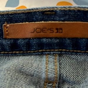 Joes size 31 vintage jeans many cool patches ripped legs very comfortable